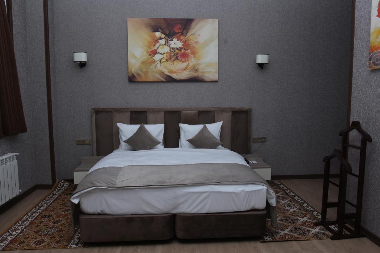 Naxcivan Palace Hotel Xetai Bagian luar foto